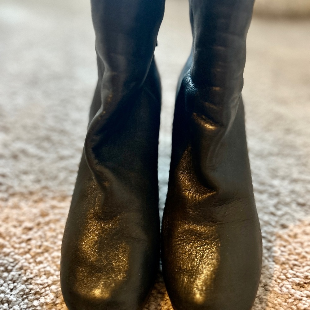 Isabel Marant black Napa leather booties. Size 39/US 8 - Picture 4 of 6